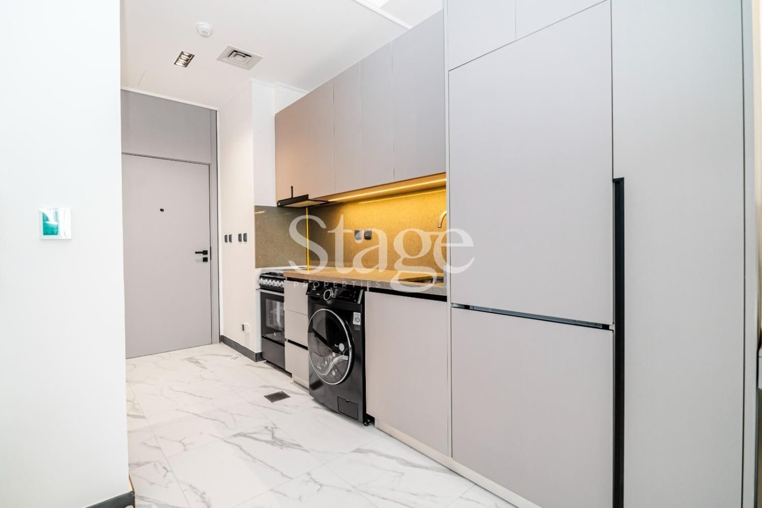 Studio for Rent in Mohammed Bin Rashid City, Dubai AP7486L