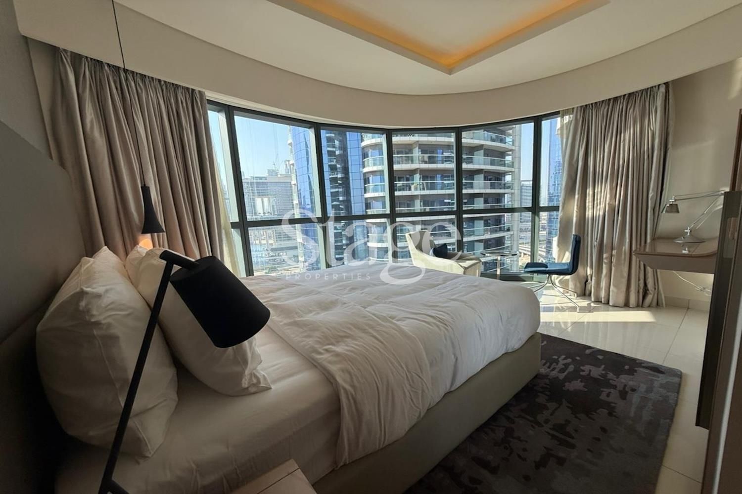 3 bedrooms apartment for Rent in Business Bay, Dubai AP8450L