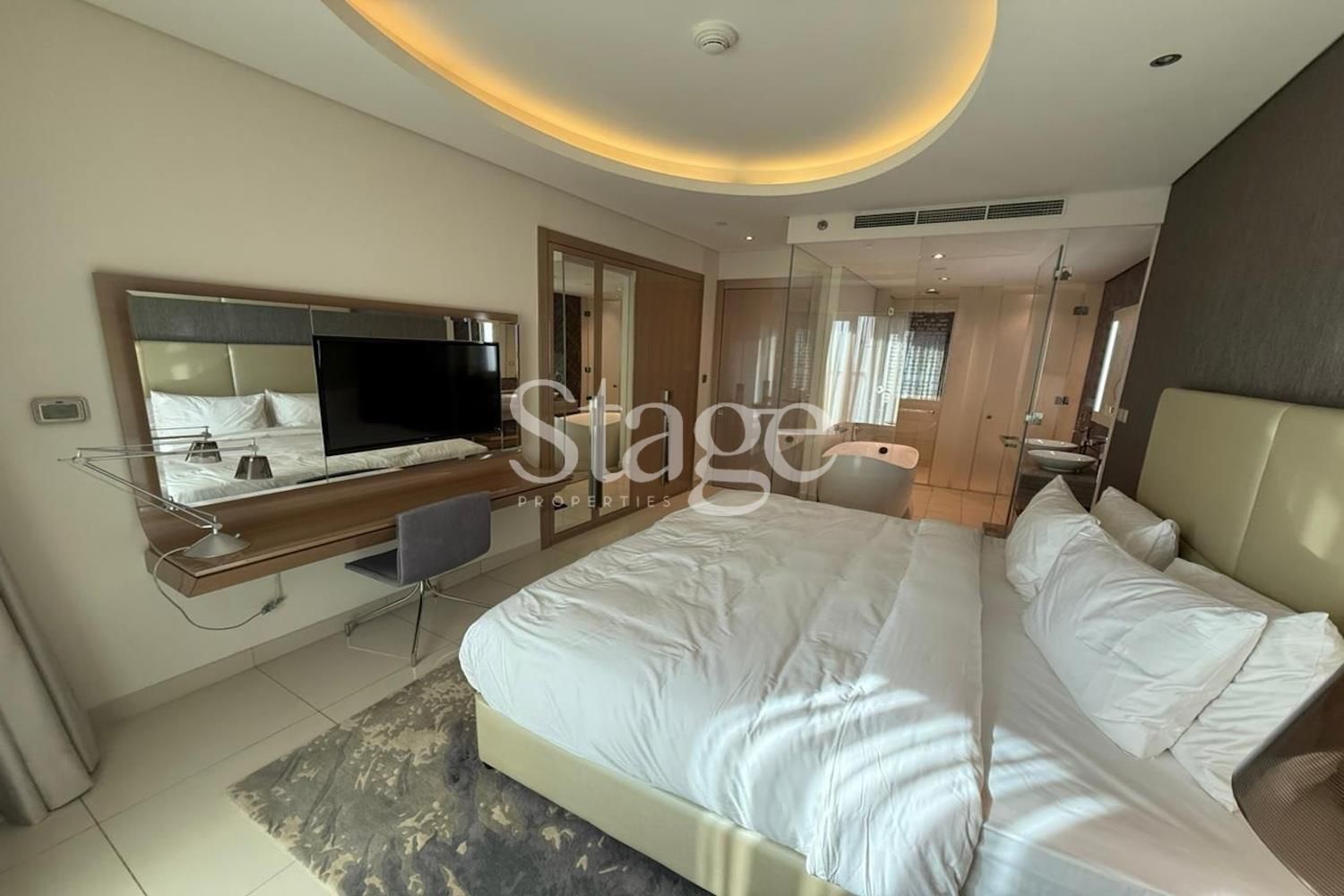 3 bedrooms apartment for Rent in Business Bay, Dubai AP8450L