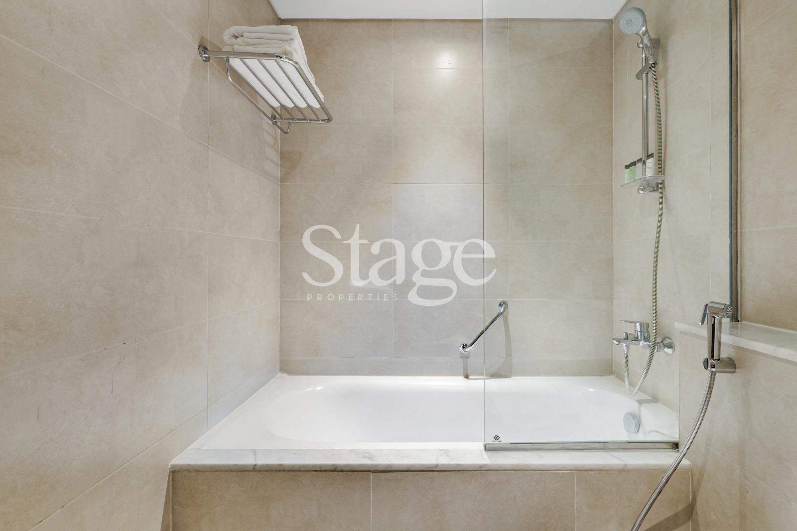 2 bedrooms apartment for Sale in Business Bay, Dubai AP7654S