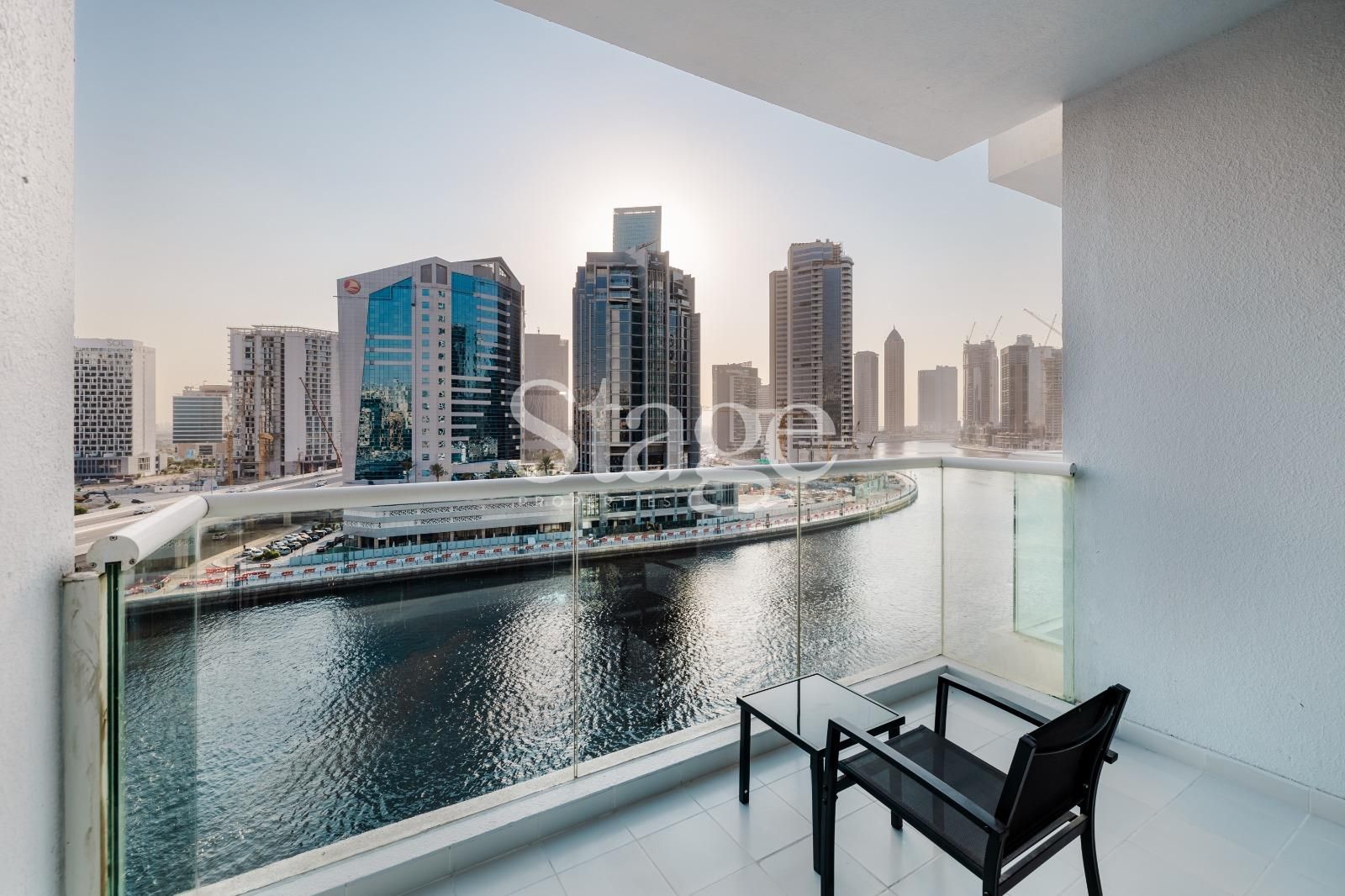 2 bedrooms apartment for Sale in Business Bay, Dubai AP7654S
