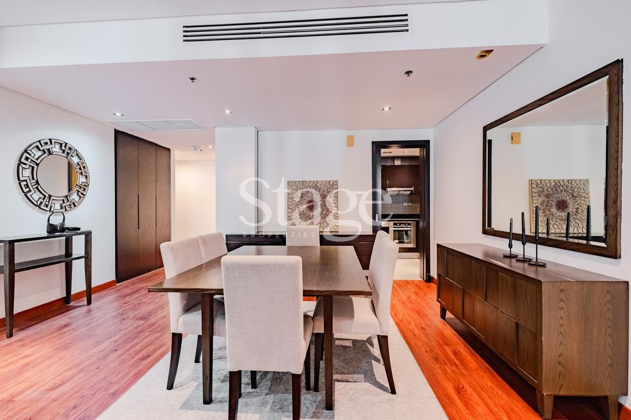 2 bedrooms apartment for Rent in Palm Jumeirah, Dubai AP9245L