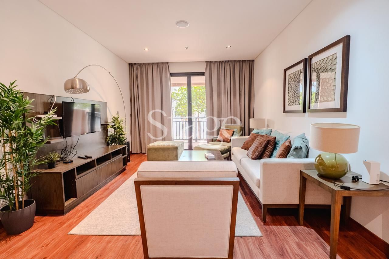 2 bedrooms apartment for Rent in Palm Jumeirah, Dubai AP9245L