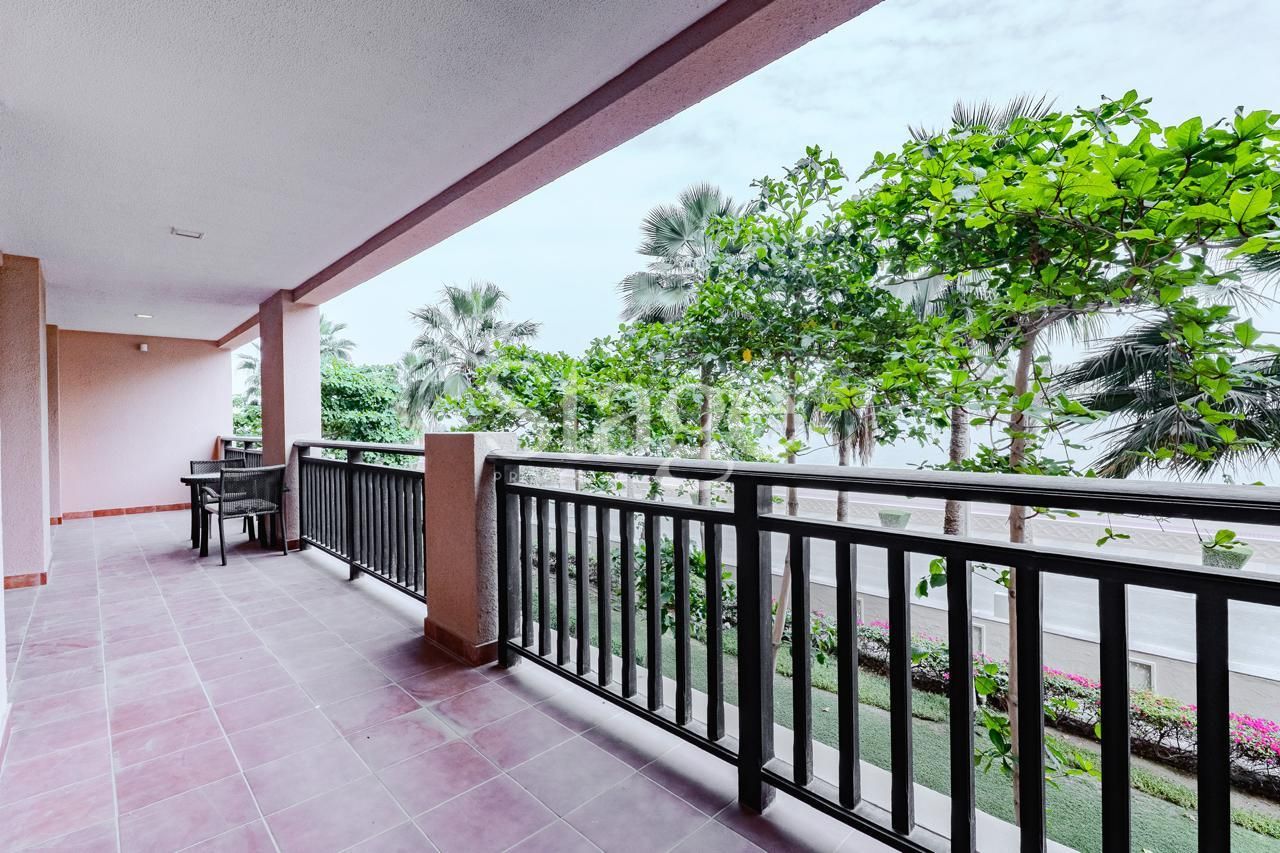 2 bedrooms apartment for Rent in Palm Jumeirah, Dubai AP9245L