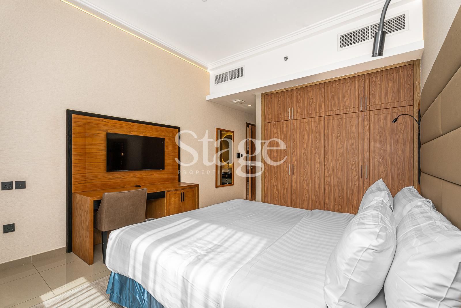 2 bedrooms apartment for Rent in Barsha Heights (Tecom), Dubai AP7639L