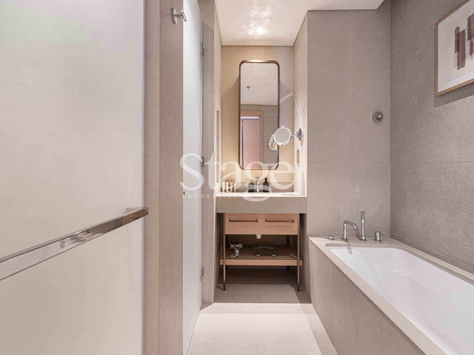 3 bedrooms apartment for Rent in Downtown Dubai, Dubai AP10176L