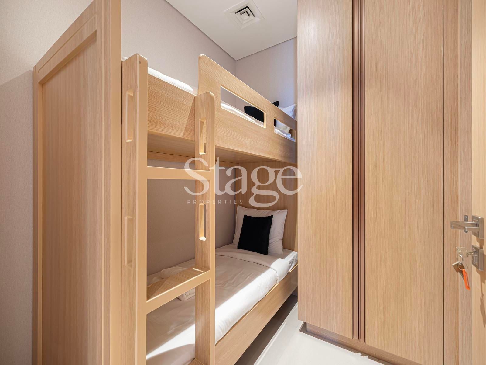 3 bedrooms apartment for Rent in Downtown Dubai, Dubai AP10176L