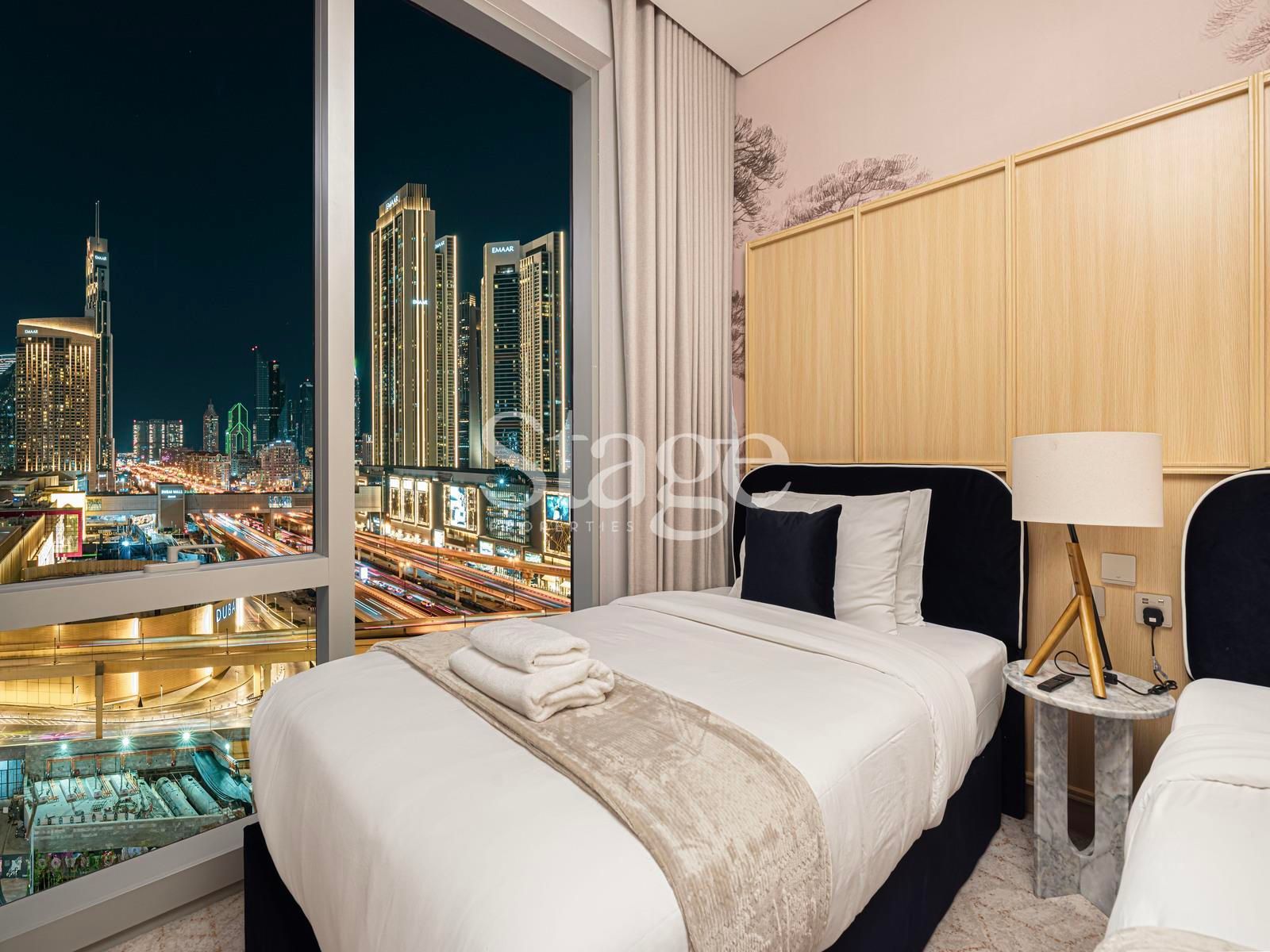 3 bedrooms apartment for Rent in Downtown Dubai, Dubai AP10176L