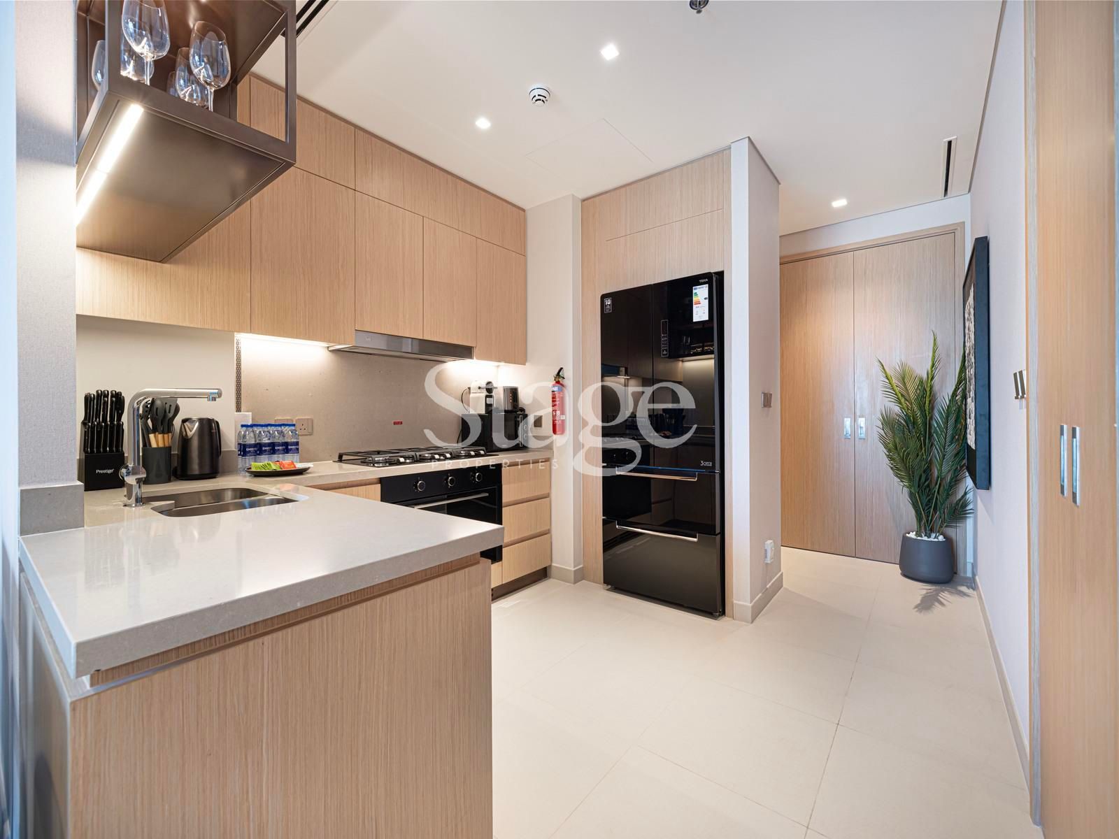 3 bedrooms apartment for Rent in Downtown Dubai, Dubai AP10176L