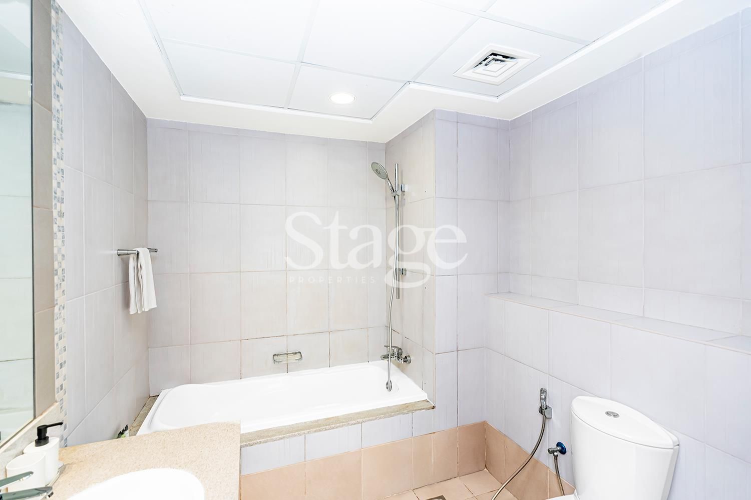 ستوديو للإيجار في Business Bay، Dubai AP8285L