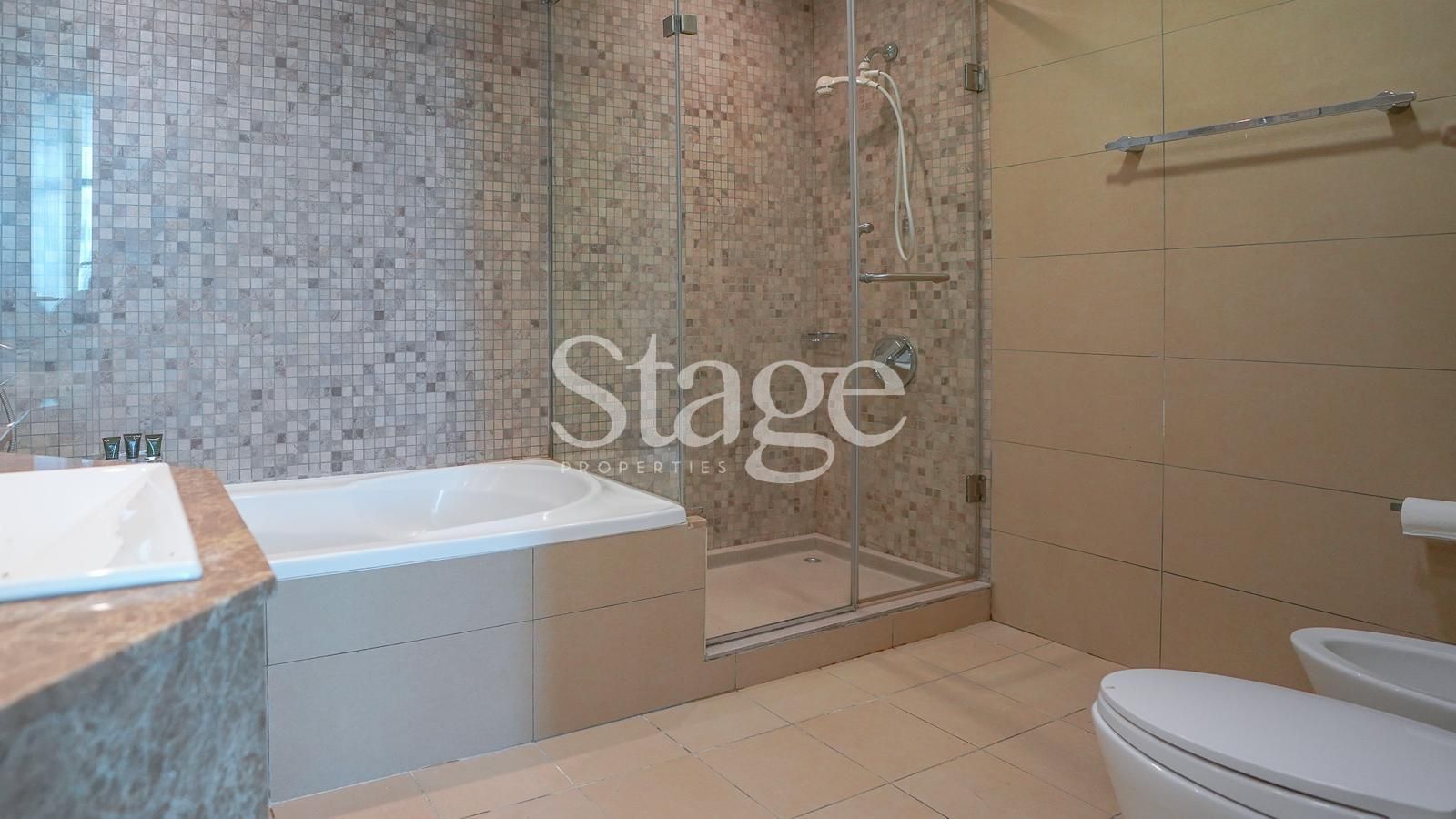 1 bedroom apartment for Sale in DIFC, Dubai AP8171S