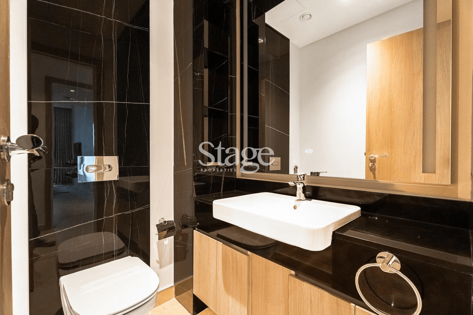 3 bedrooms apartment for Sale in Jumeirah Lake Towers, Dubai AP7242S