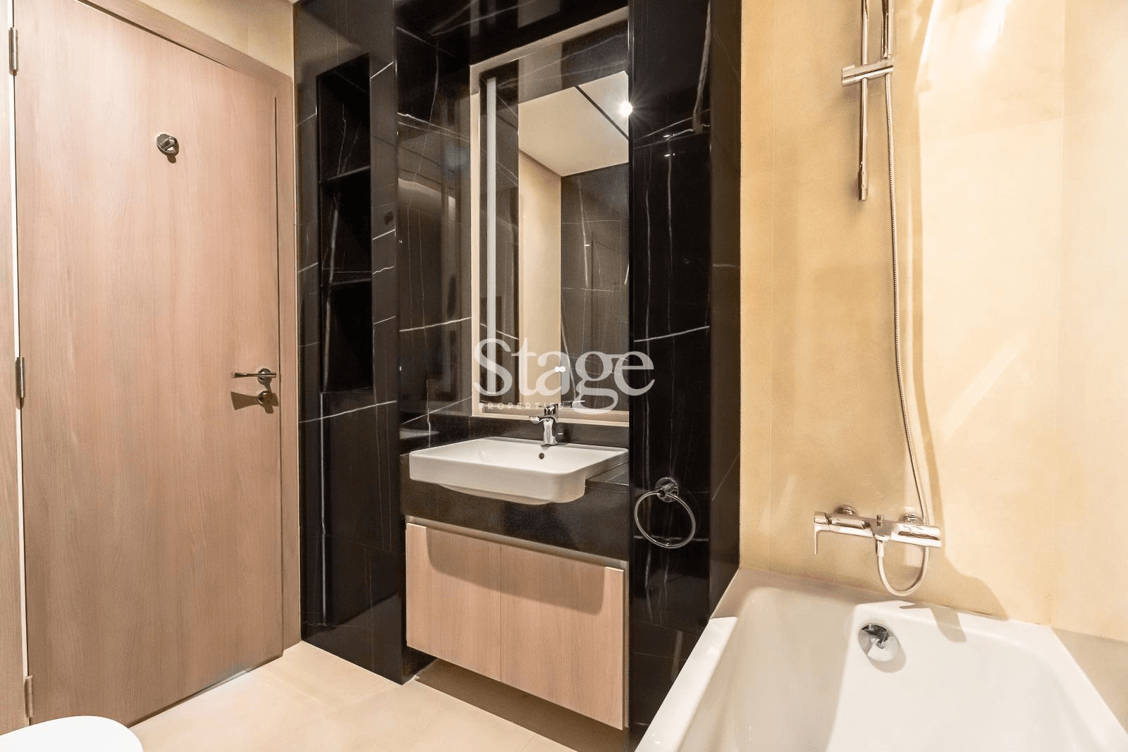 3 bedrooms apartment for Sale in Jumeirah Lake Towers, Dubai AP7242S