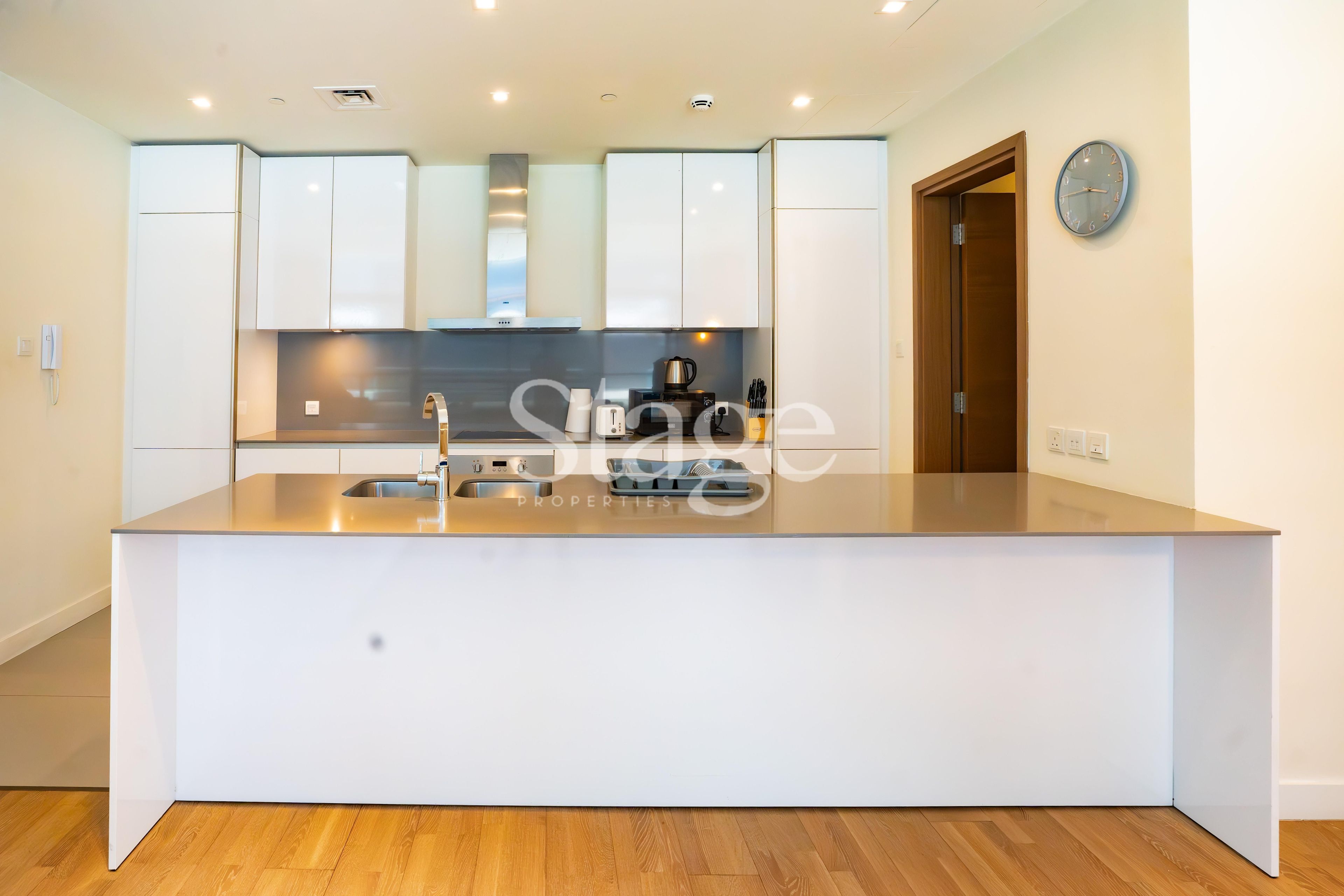 1 bedroom apartment for Sale in City Walk, Dubai AP7874S