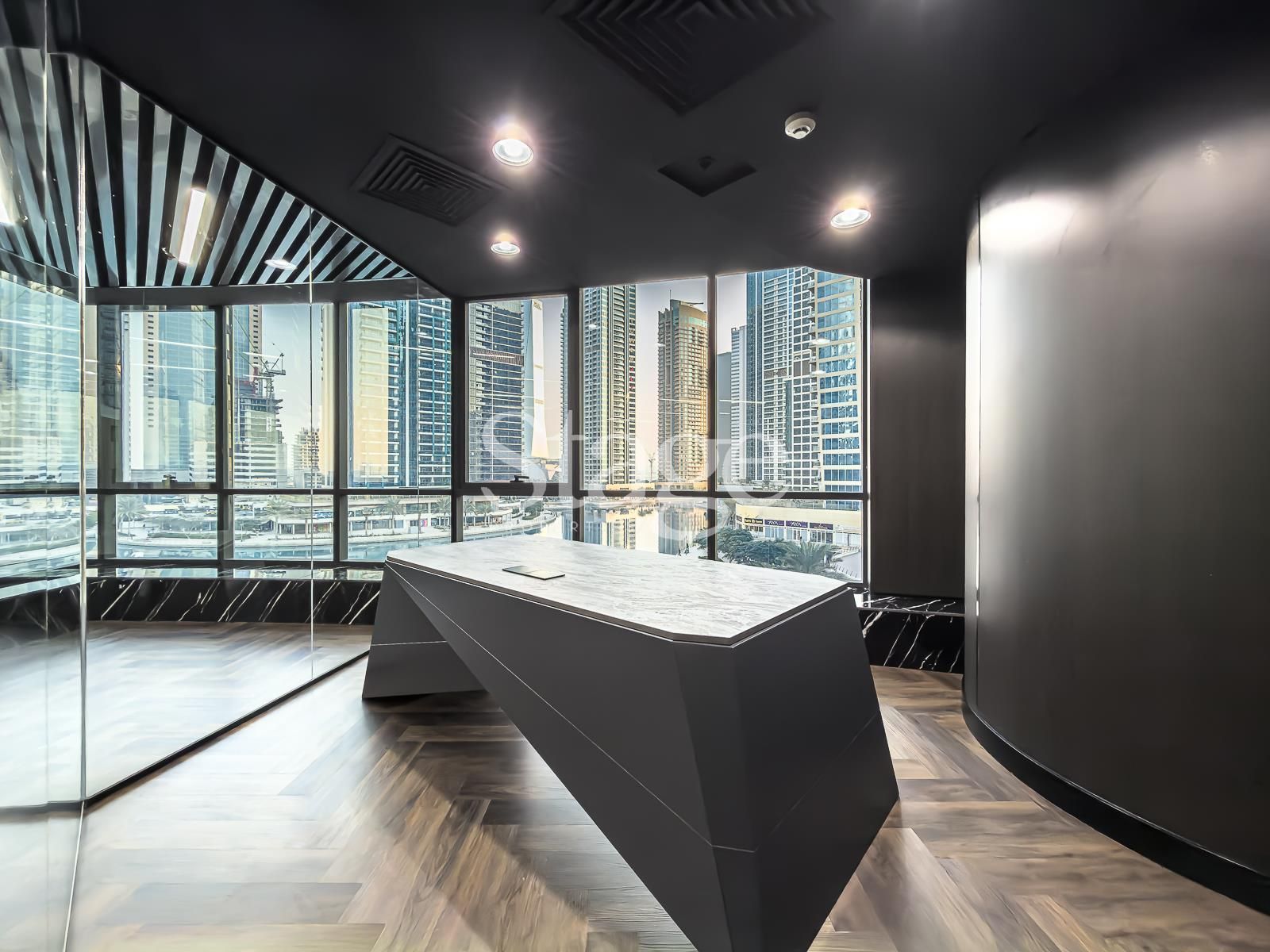 مساحة مكتبية للإيجار في جميره ليك تور، Dubai OF8714L