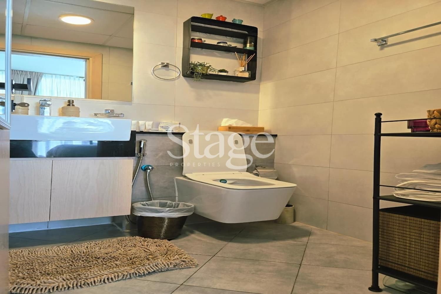 شقة من غرفة نوم للإيجار في Al Jaddaf، Dubai AP9182L