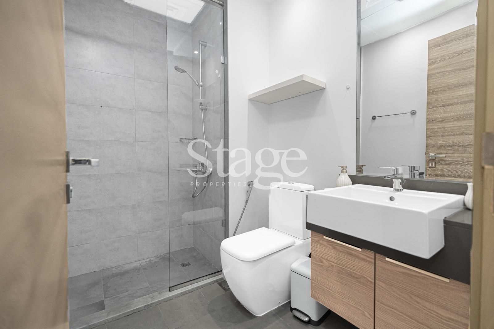 1 bedroom apartment for Rent in Jumeirah Village Circle, Dubai AP8334L