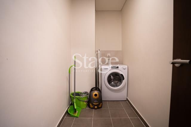 2 bedrooms apartment for Rent in Business Bay, Dubai AP9300L