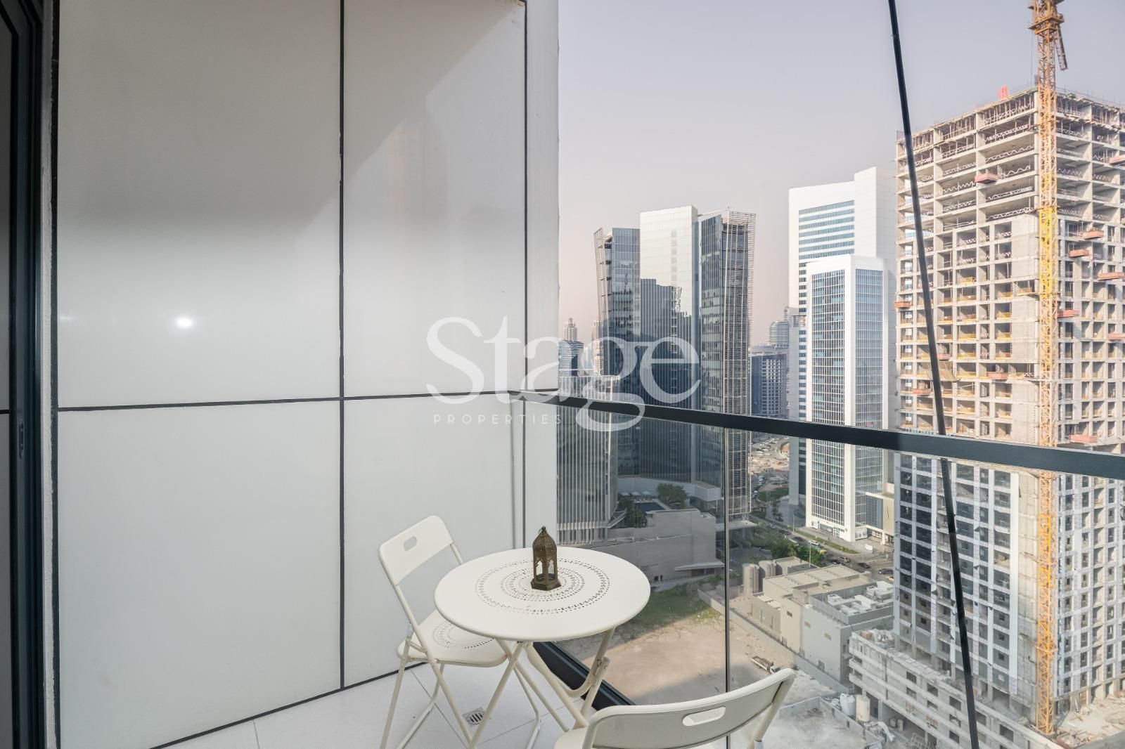 1 bedroom apartment for Rent in Business Bay, Dubai AP9546L