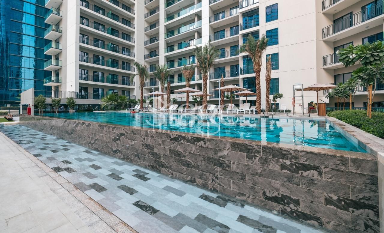 1 bedroom apartment for Sale in Business Bay, Dubai AP8080S