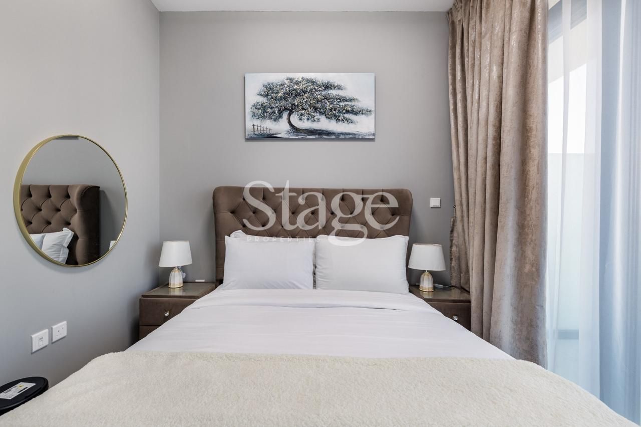 1 bedroom apartment for Sale in Business Bay, Dubai AP8080S