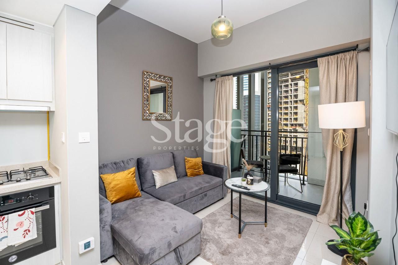1 bedroom apartment for Rent in Business Bay, Dubai AP7526L