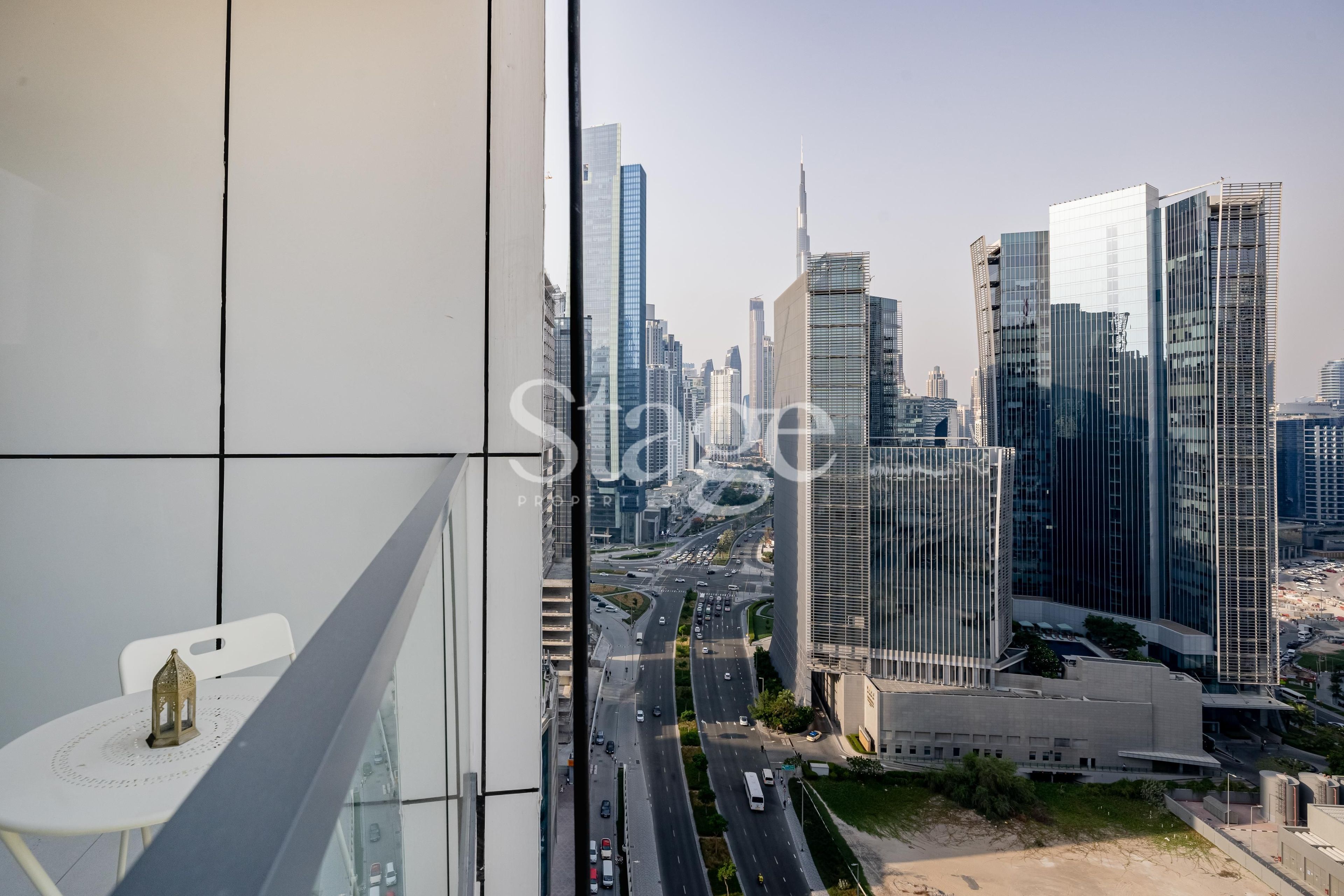 1 bedroom apartment for Sale in Business Bay, Dubai AP8080S