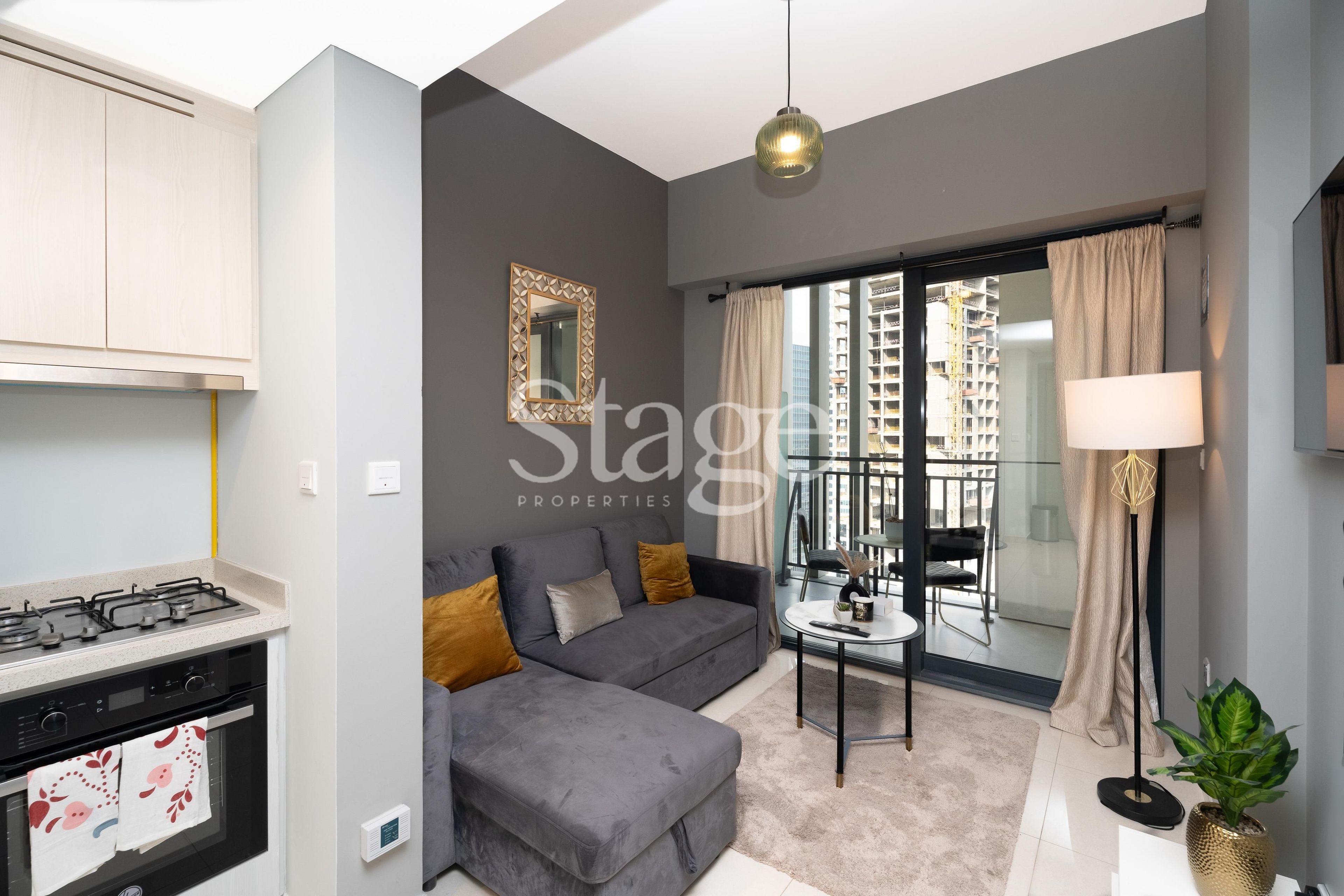 1 bedroom apartment for Sale in Business Bay, Dubai AP8080S