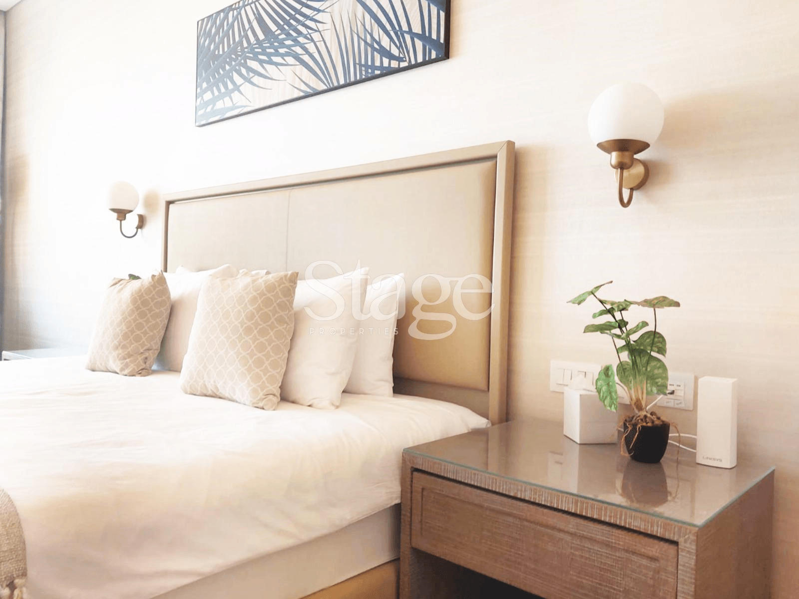 Studio for Rent in Palm Jumeirah, Dubai AP7560L