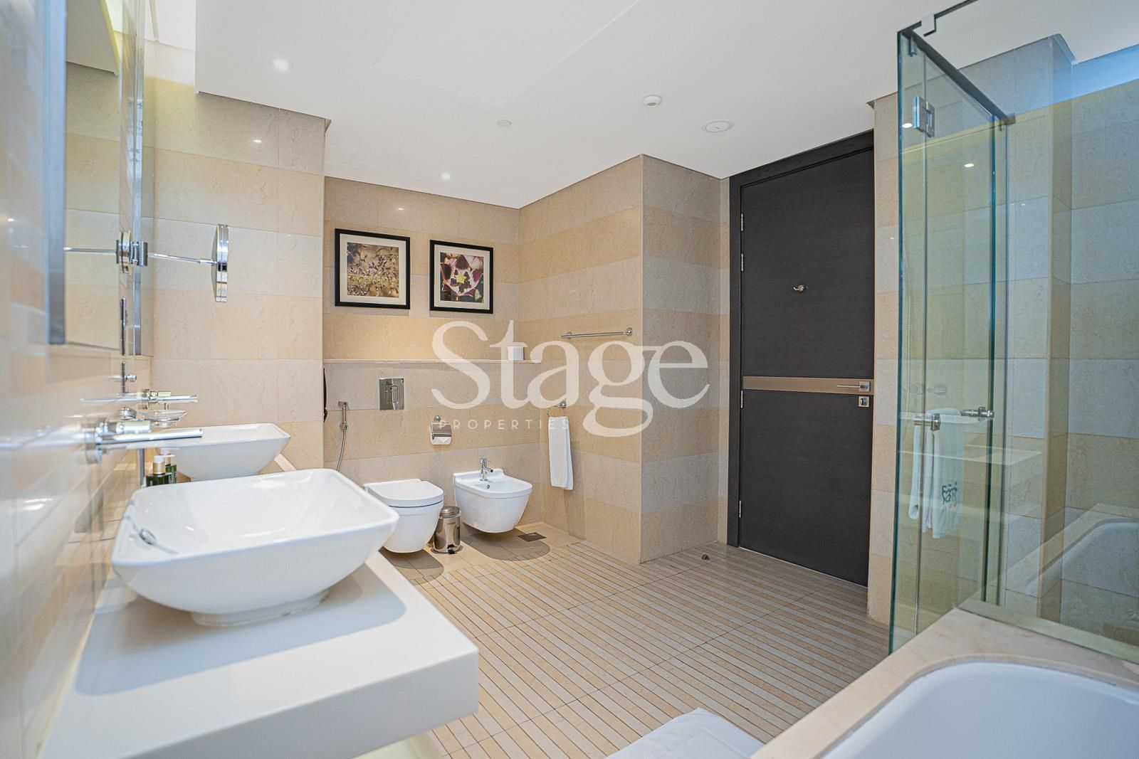 1 bedroom apartment for Rent in Dubai Healthcare City, Dubai AP7416L