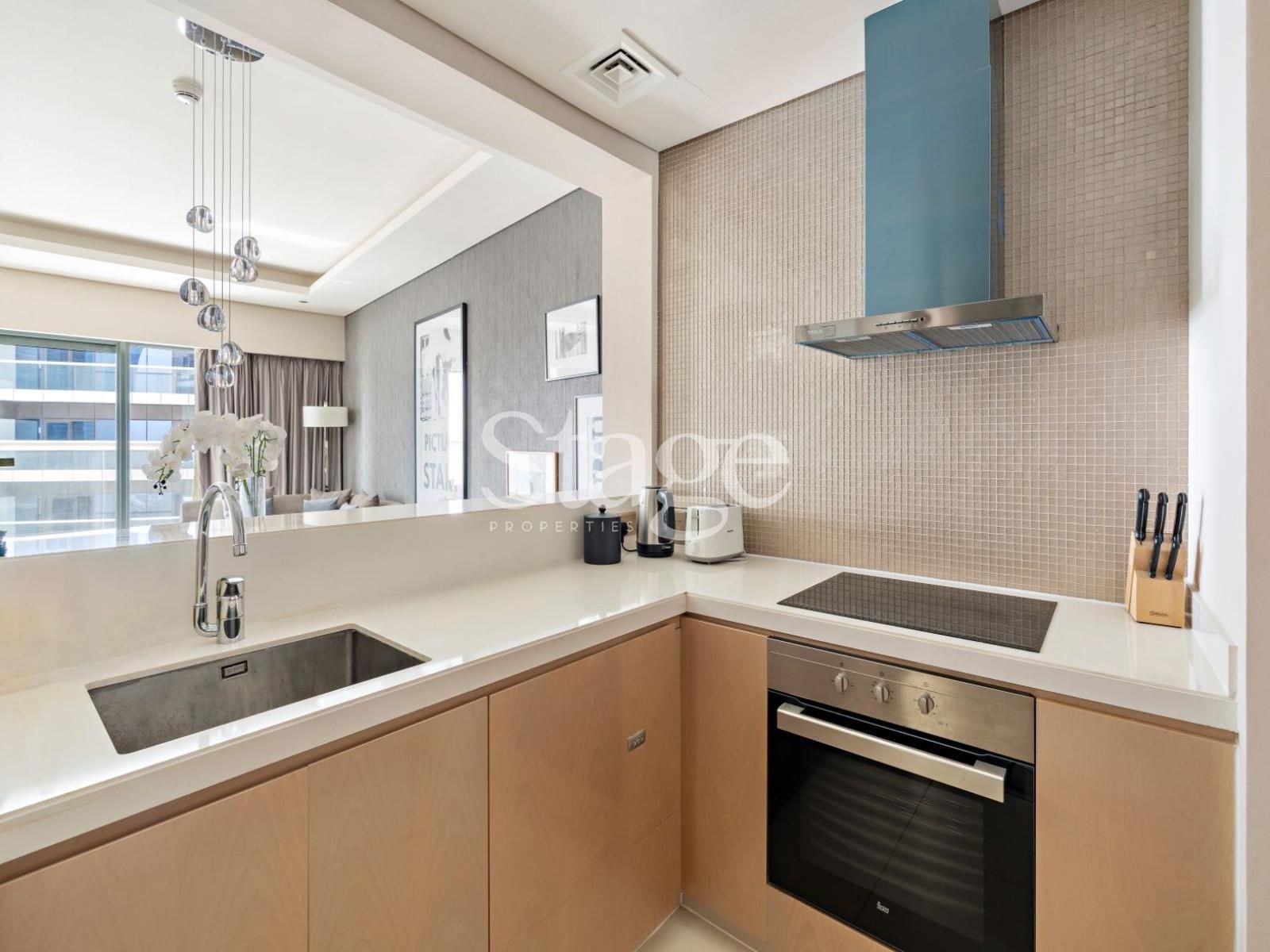 1 bedroom apartment for Rent in Business Bay, Dubai AP7701L