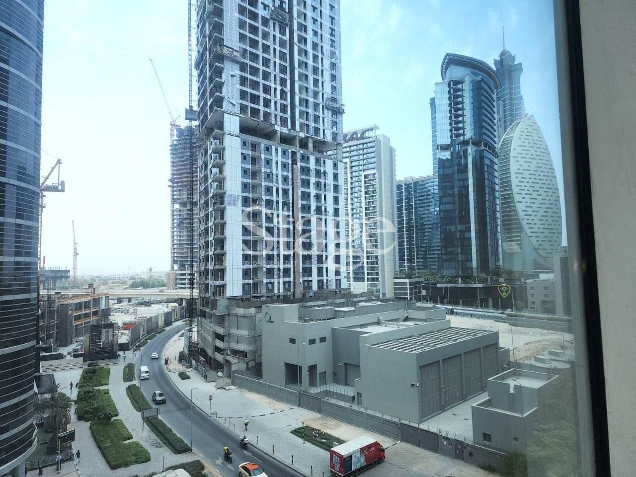 Office Space for Rent in Business Bay, Dubai OF8258L