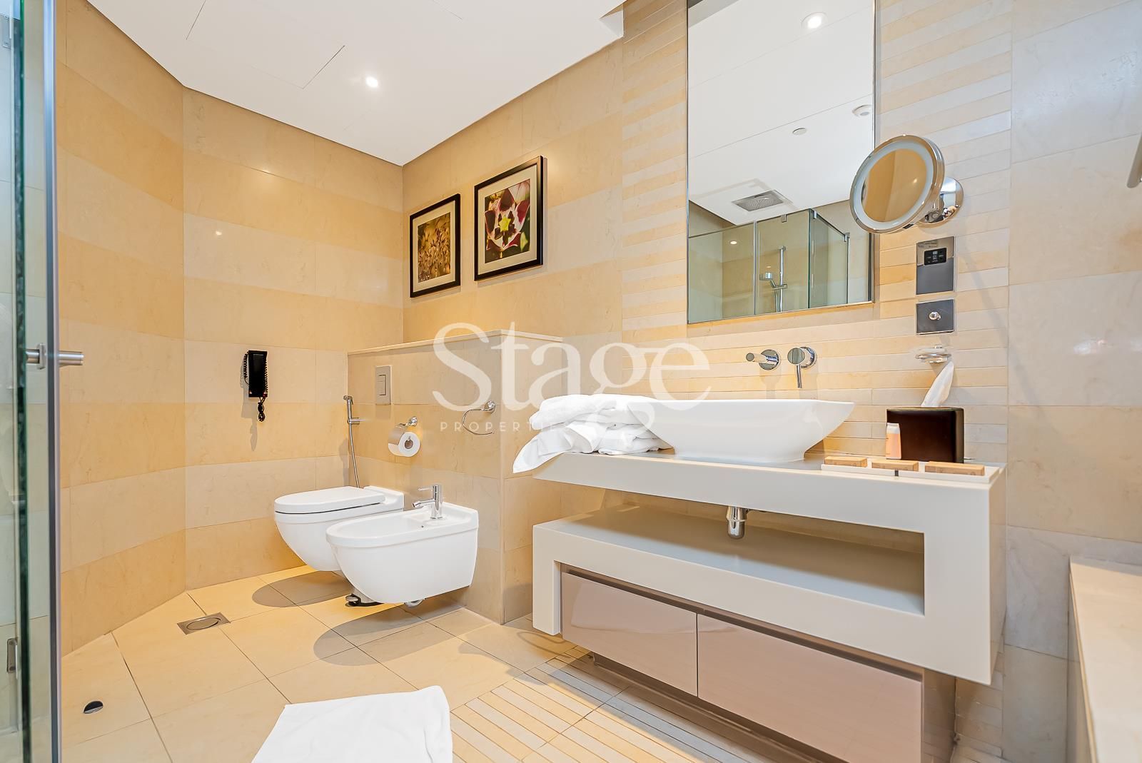 Studio for Rent in Dubai Healthcare City, Dubai AP8613L
