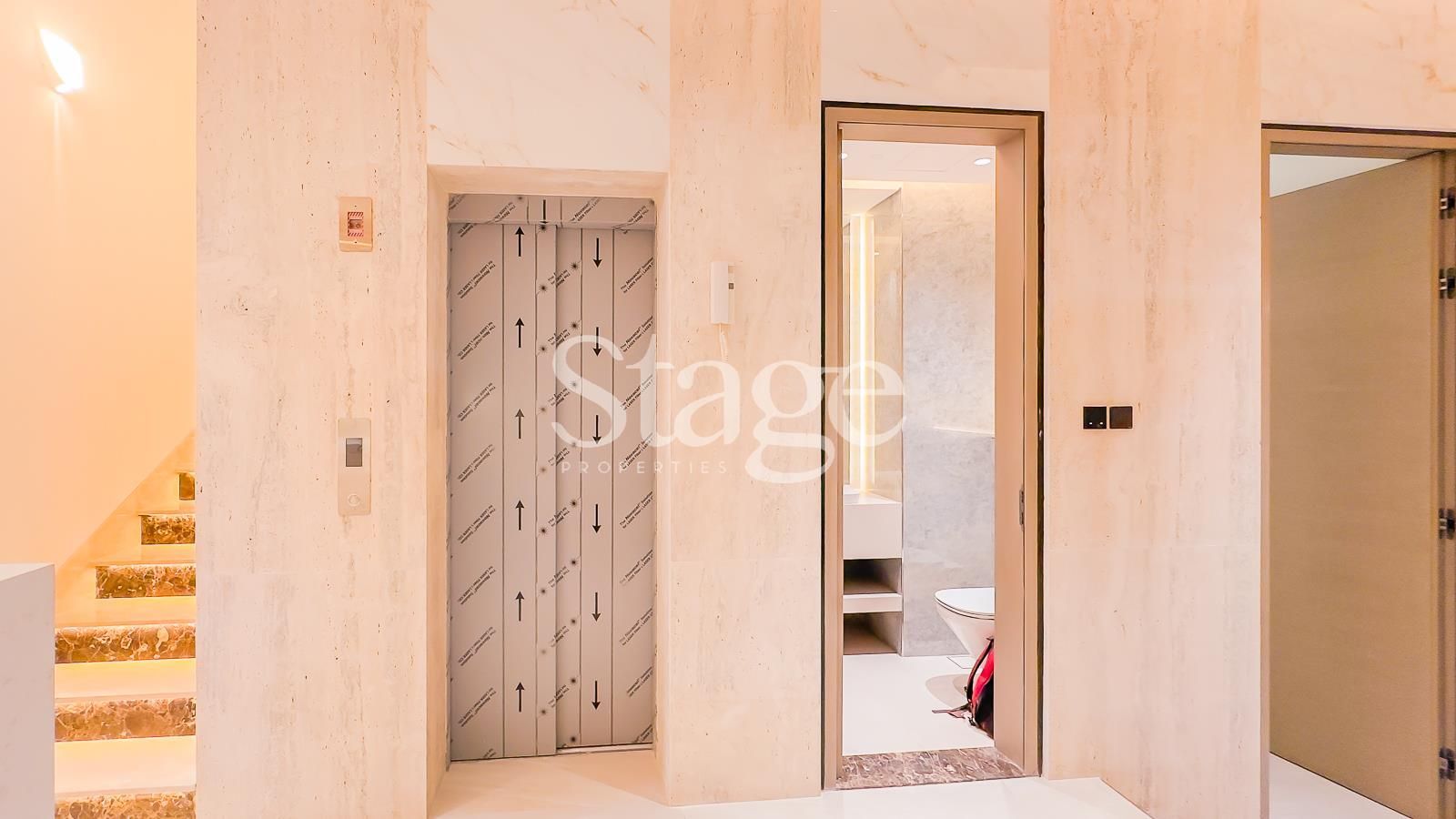 فيلا من ٤ غرف نوم للإيجار في Jumeirah Village Circle، Dubai VI8263L