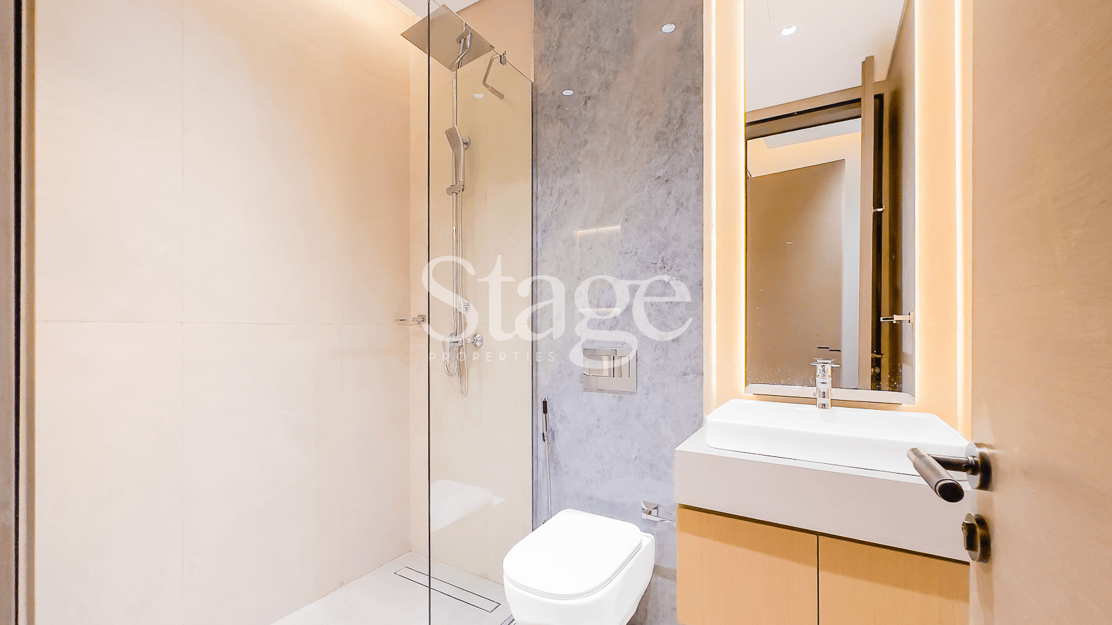 فيلا من ٤ غرف نوم للإيجار في Jumeirah Village Circle، Dubai VI8263L