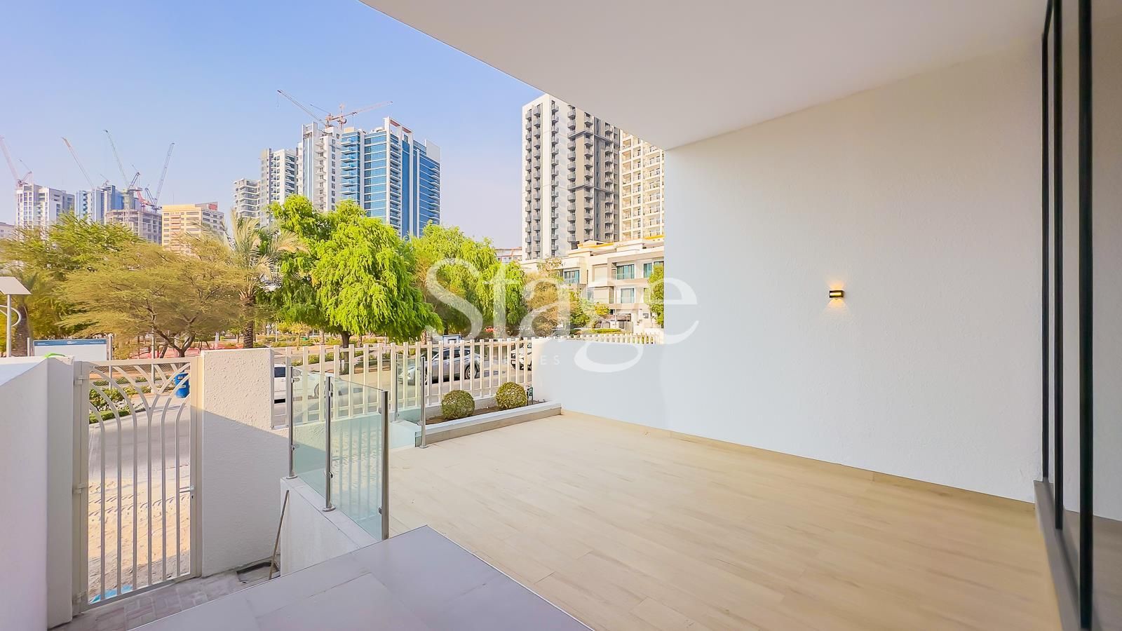 فيلا من ٤ غرف نوم للإيجار في Jumeirah Village Circle، Dubai VI8263L
