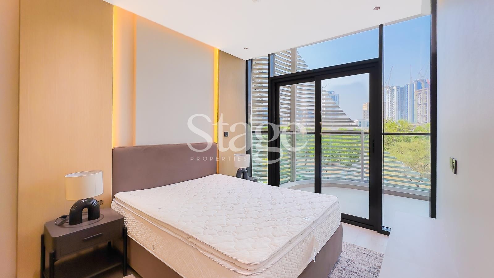 فيلا من ٤ غرف نوم للإيجار في Jumeirah Village Circle، Dubai VI8230L