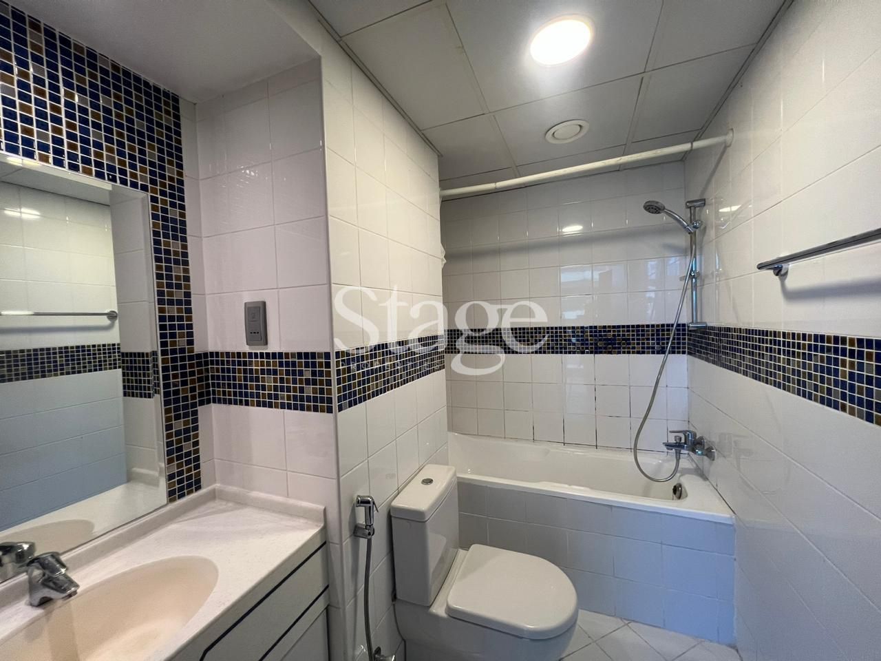 1 bedroom apartment for Rent in Jumeirah Lake Towers, Dubai AP9317L