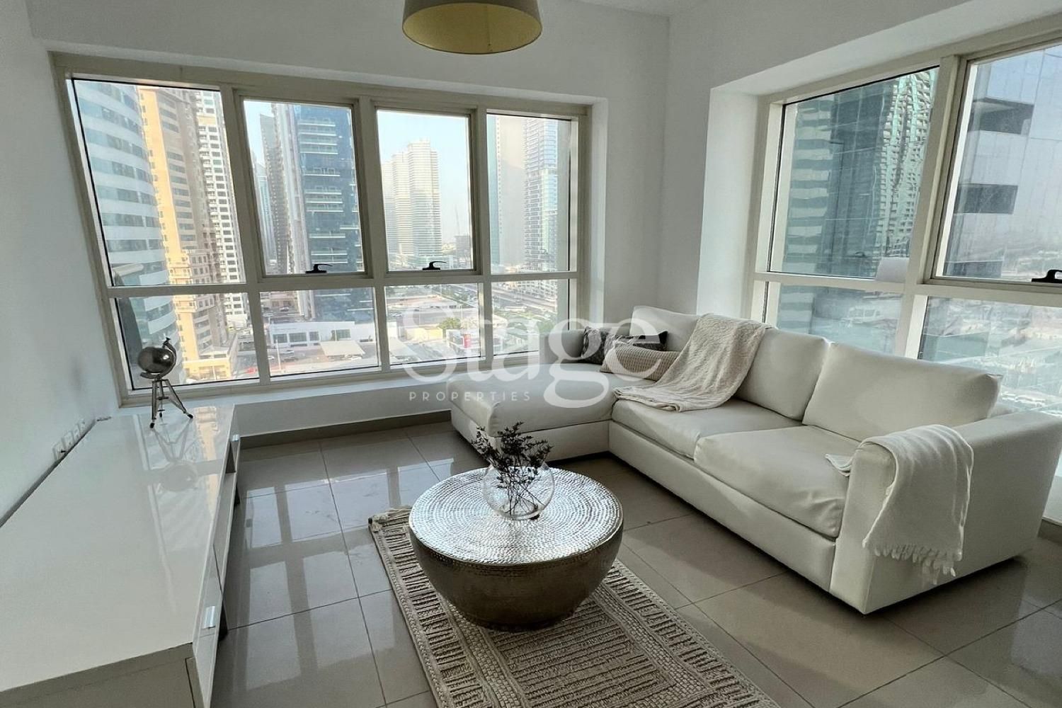 1 bedroom apartment for Rent in Jumeirah Lake Towers, Dubai AP8283L