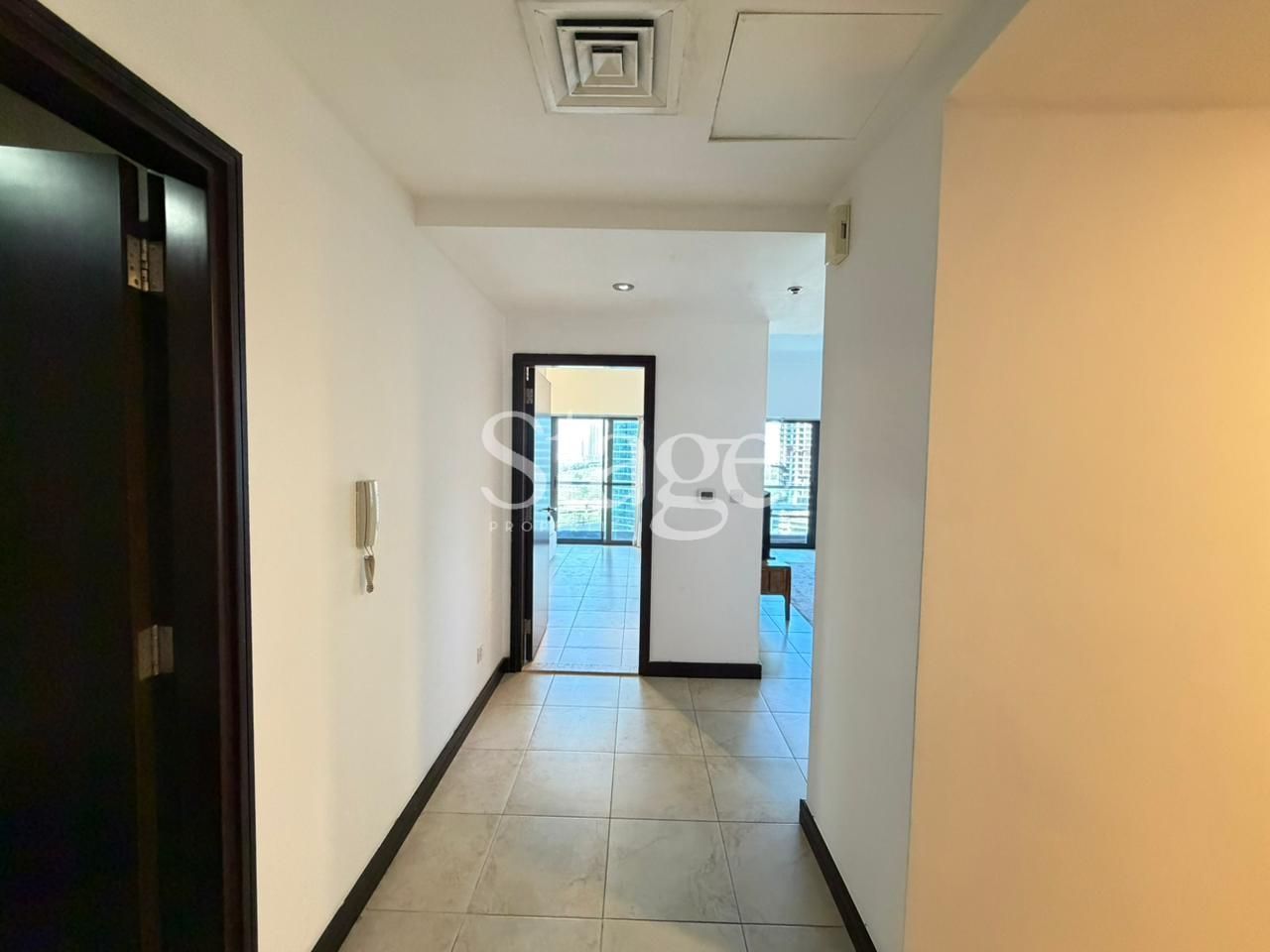1 bedroom apartment for Rent in Jumeirah Lake Towers, Dubai AP9443L