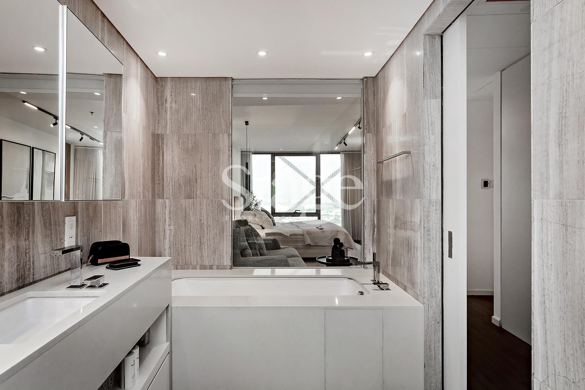 3 bedrooms apartment for Sale in Culture Village, Dubai AP7447S