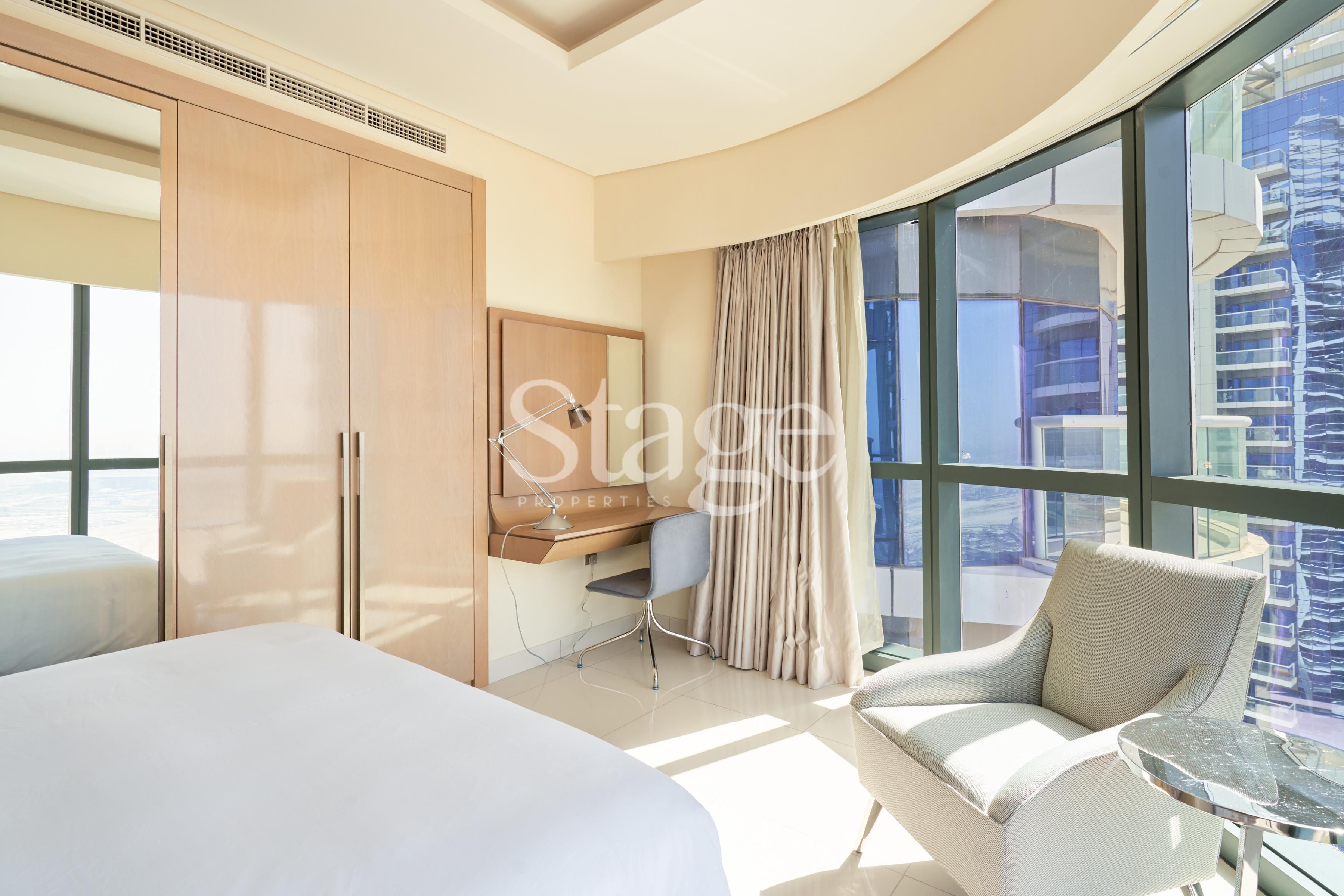 شقة من ٣ غرف نوم للإيجار في Business Bay، Dubai AP7700L