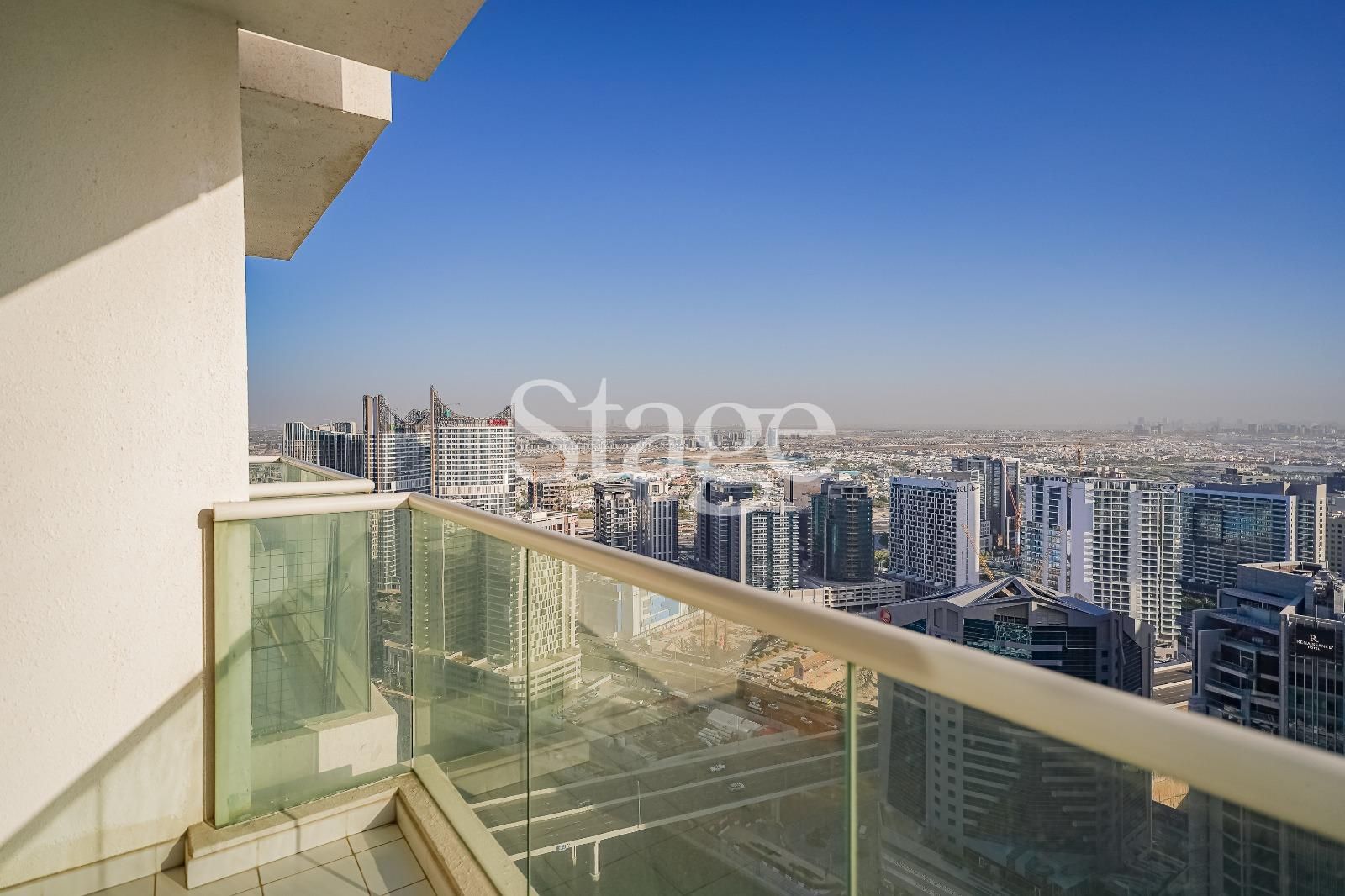 2 bedrooms apartment for Rent in Business Bay, Dubai AP7926L