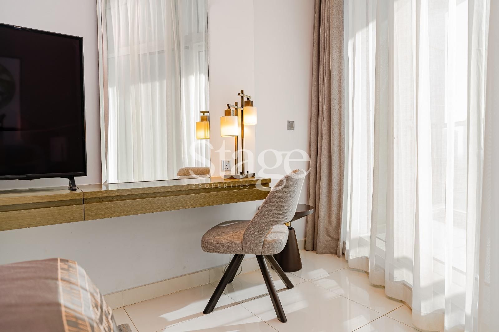 2 bedrooms apartment for Rent in Business Bay, Dubai AP7926L
