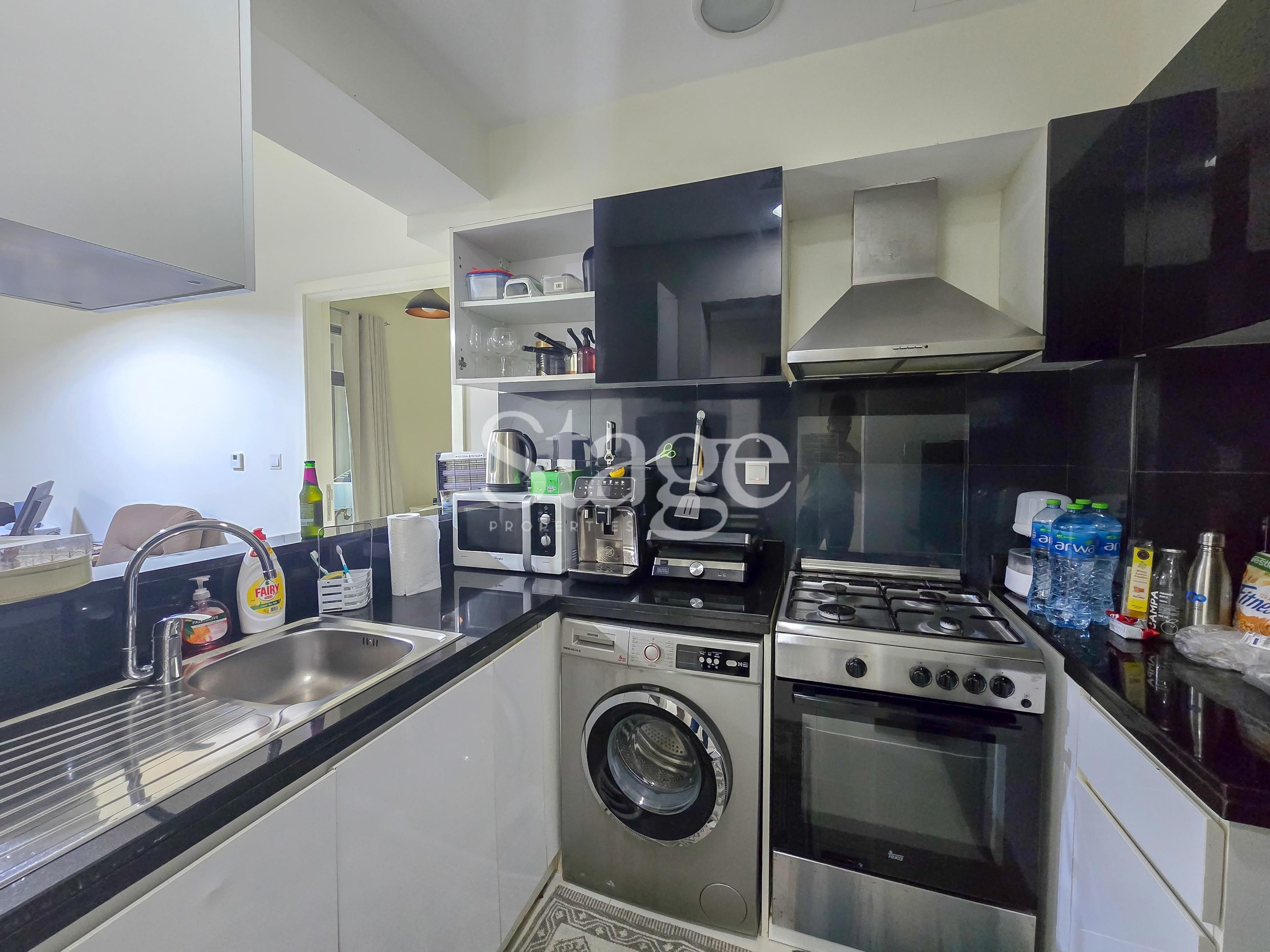 1 bedroom apartment for Sale in Business Bay, Dubai AP8257S
