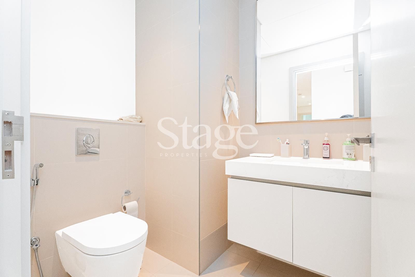 3 bedrooms apartment for Sale in Dubai Harbour, Dubai AP8509S