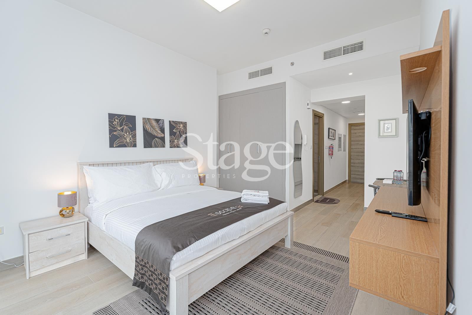 Studio for Rent in Jumeirah Village Circle, Dubai AP7630L