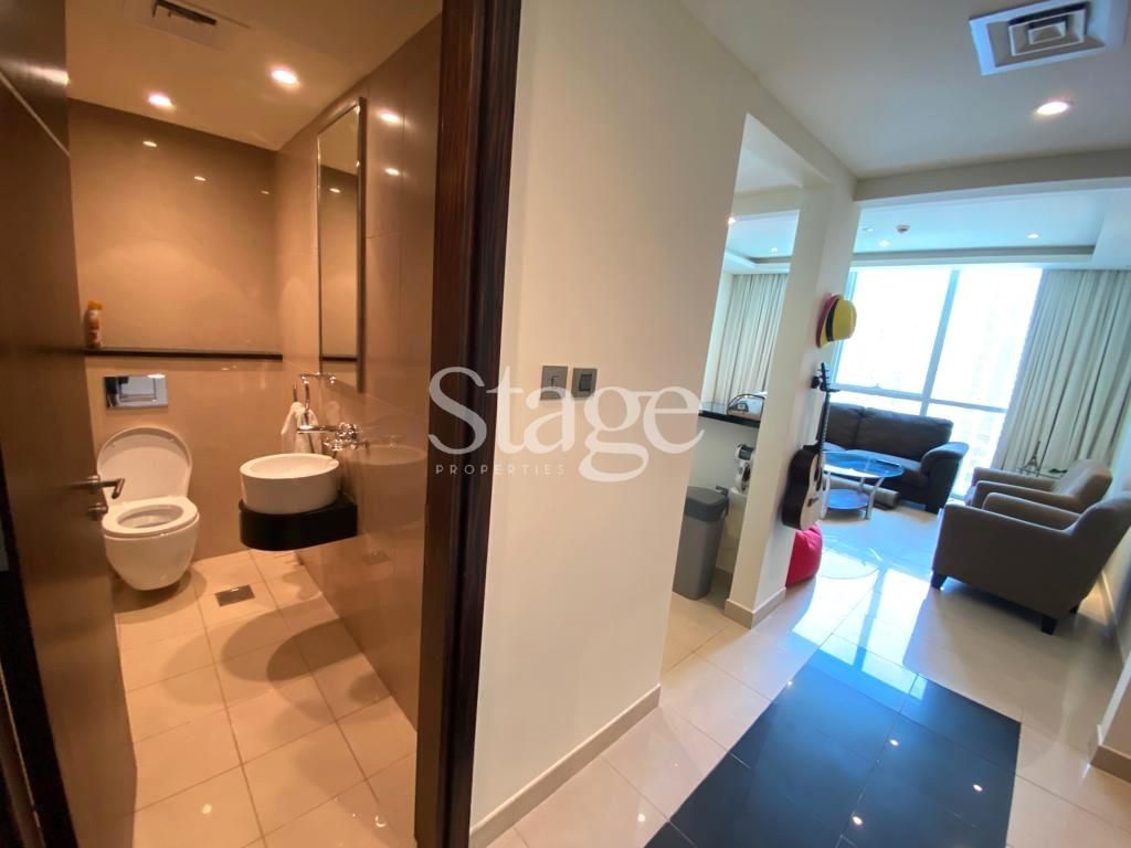1 bedroom apartment for Rent in Jumeirah Lake Towers, Dubai AP7888L