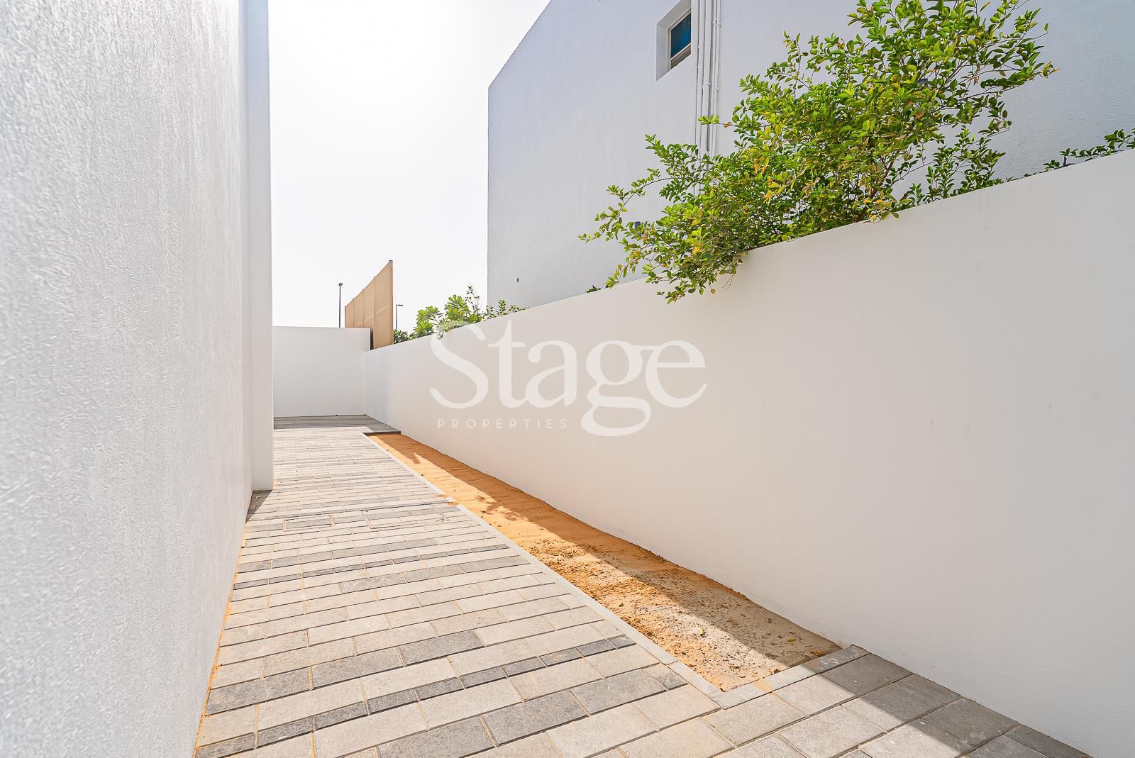 5 bedrooms common for Rent in Al Barsha, Dubai VI8567L