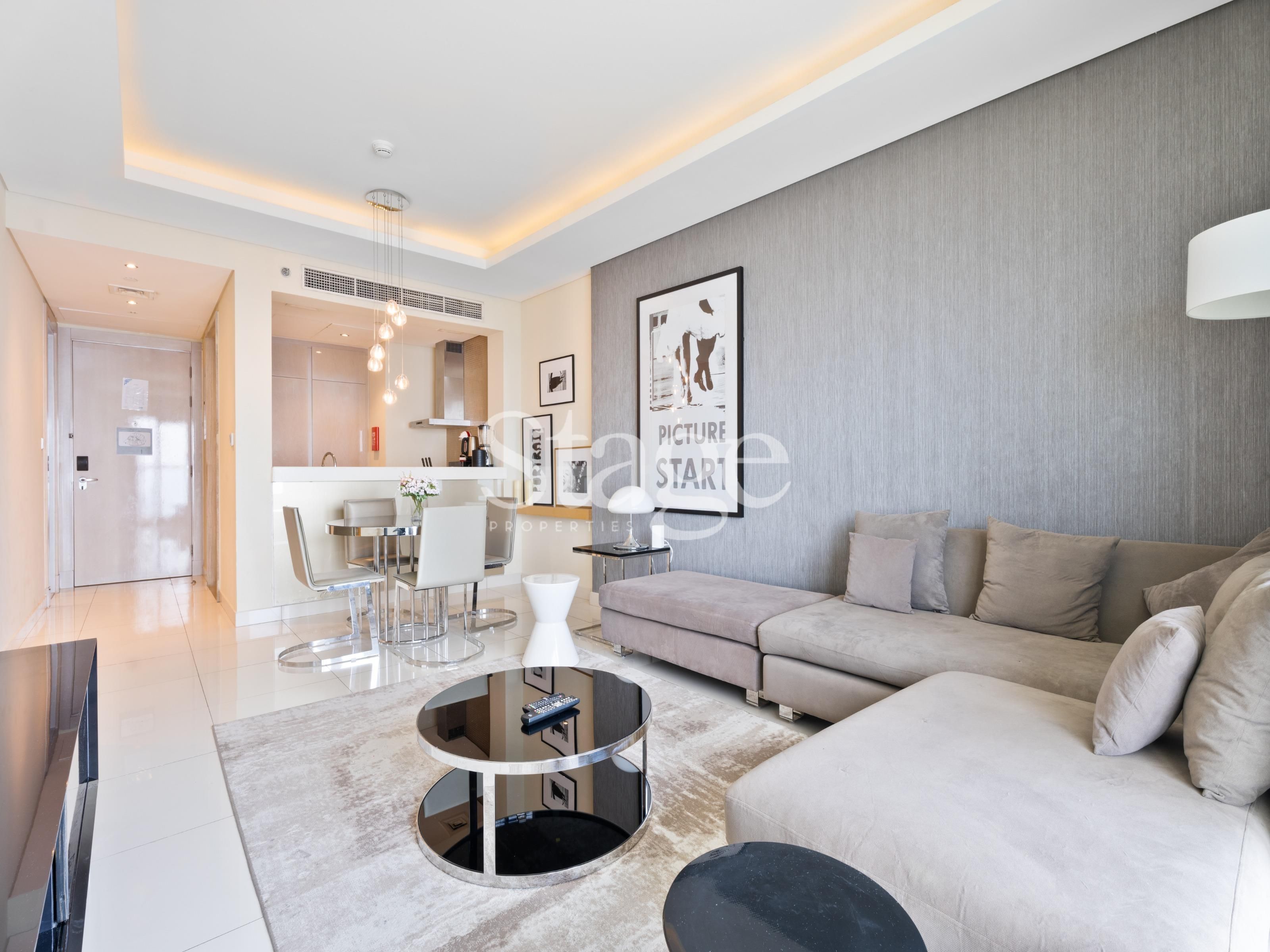 2 bedrooms apartment for Rent in Business Bay, Dubai AP7689L